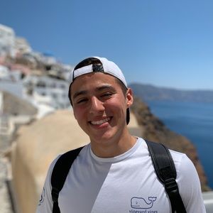 Meet your Posher, Sebastian